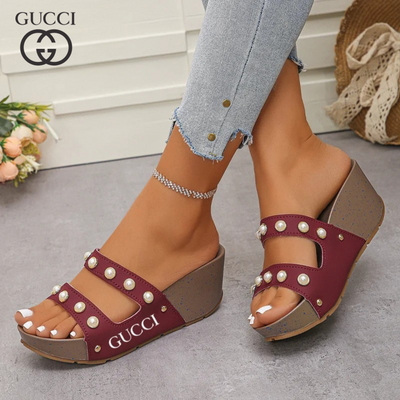 GC – PearlLift Wedge Sandals