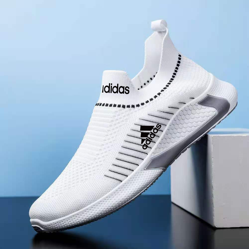 AD – AeroStride Slip-On Sneakers
