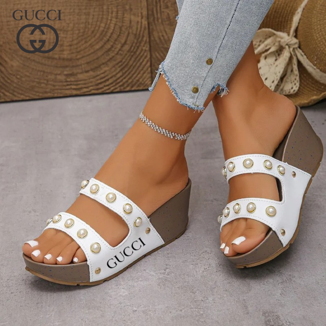 GC – PearlLift Wedge Sandals