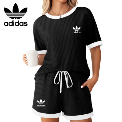 AD – LoungeFlex Two-Piece Set