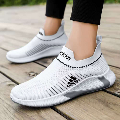 AD – AeroStride Slip-On Sneakers