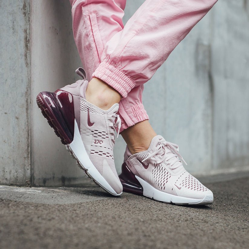 NK – Air 270 Sneakers