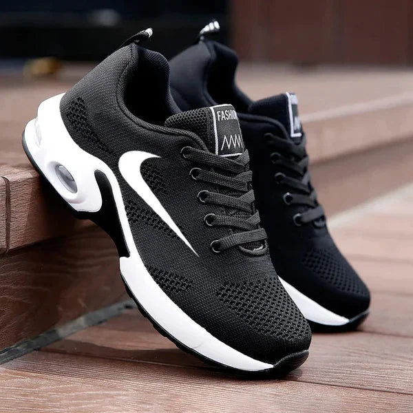 NK – AeroFlex Mesh Trainers