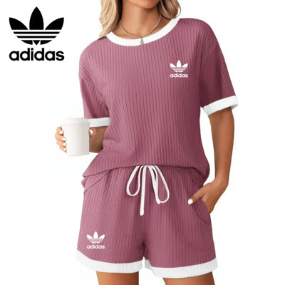 AD – LoungeFlex Two-Piece Set
