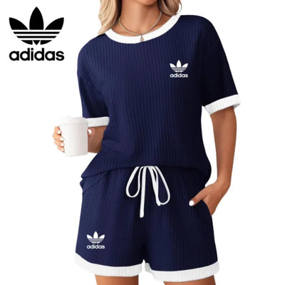 AD – LoungeFlex Two-Piece Set
